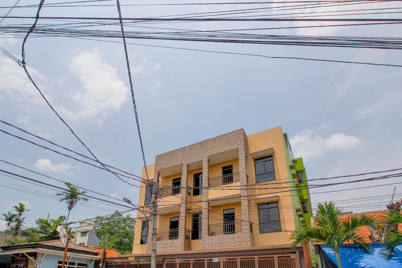 Hotel Reddoorz Near Manggarai Station 2 Yakarta Exterior foto